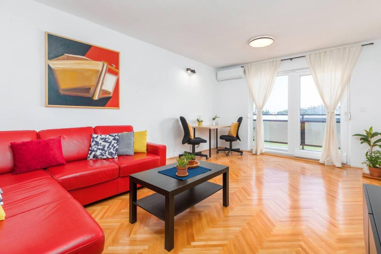 Sunny Aura - Spacious And Bright, With Parking * Pula