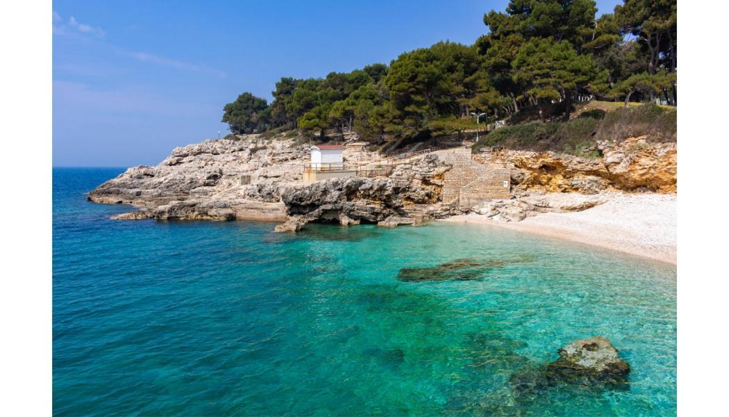 Sunny Aura - Spacious And Bright, With Parking * Pula