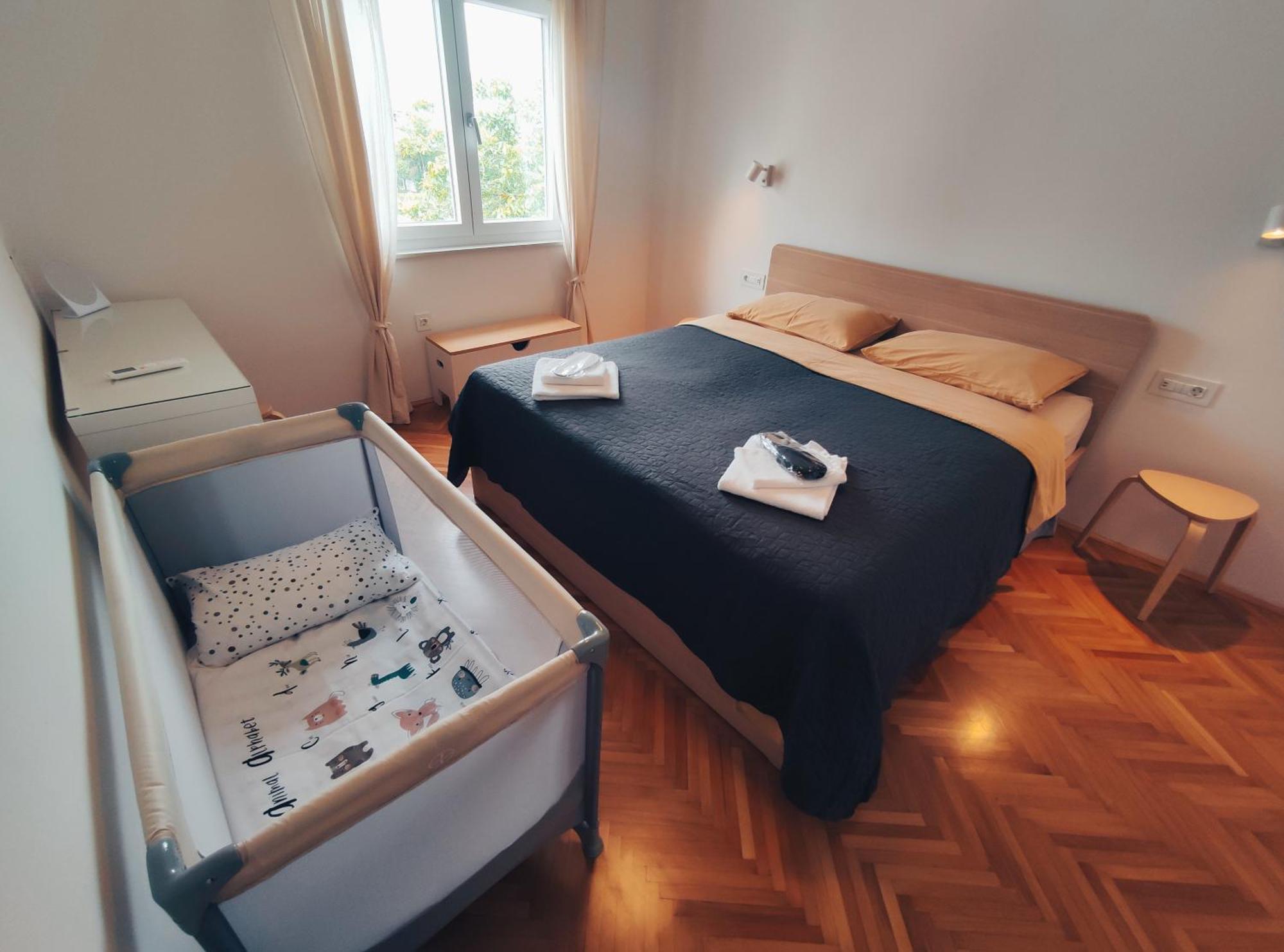 Sunny Aura - Spacious And Bright, With Parking Pula